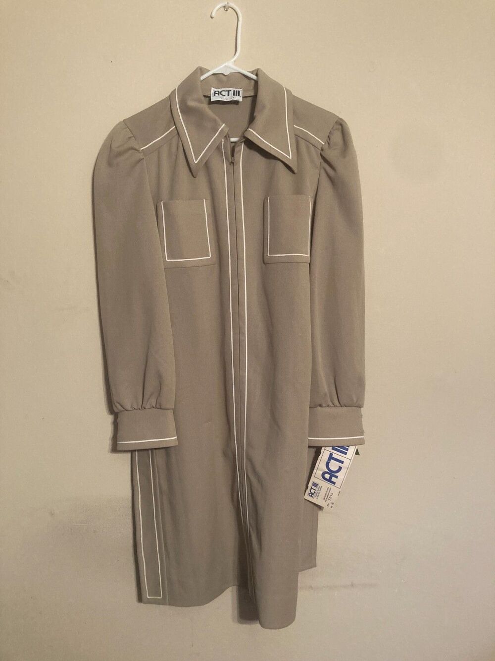 VTG NEW Dead Stock 70s ACT III Beige Tan Belted Dress - size 16